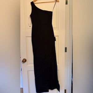 Lulu's Classic Black Strapless Dress